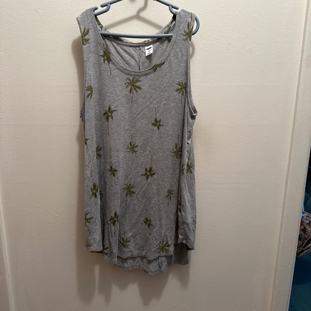 Old Navy size M rayon top